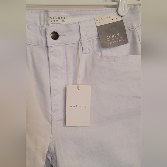 MARISOL WHITE SKINNY JEANS - Picture 2 of 5